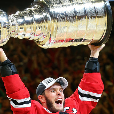 Official Jonathan toews 3x stanley cup champion chicago blackhawks